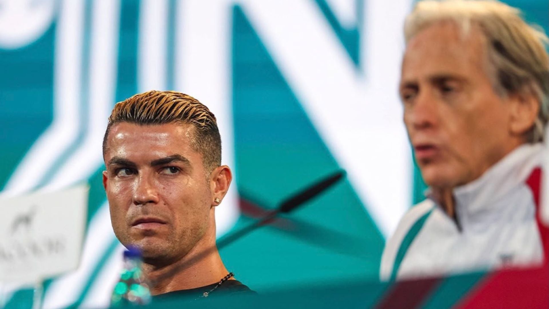 Ronaldo largohet nga Portugalia në mes të tensionit, ndalesa në aeroport nuk e bindi