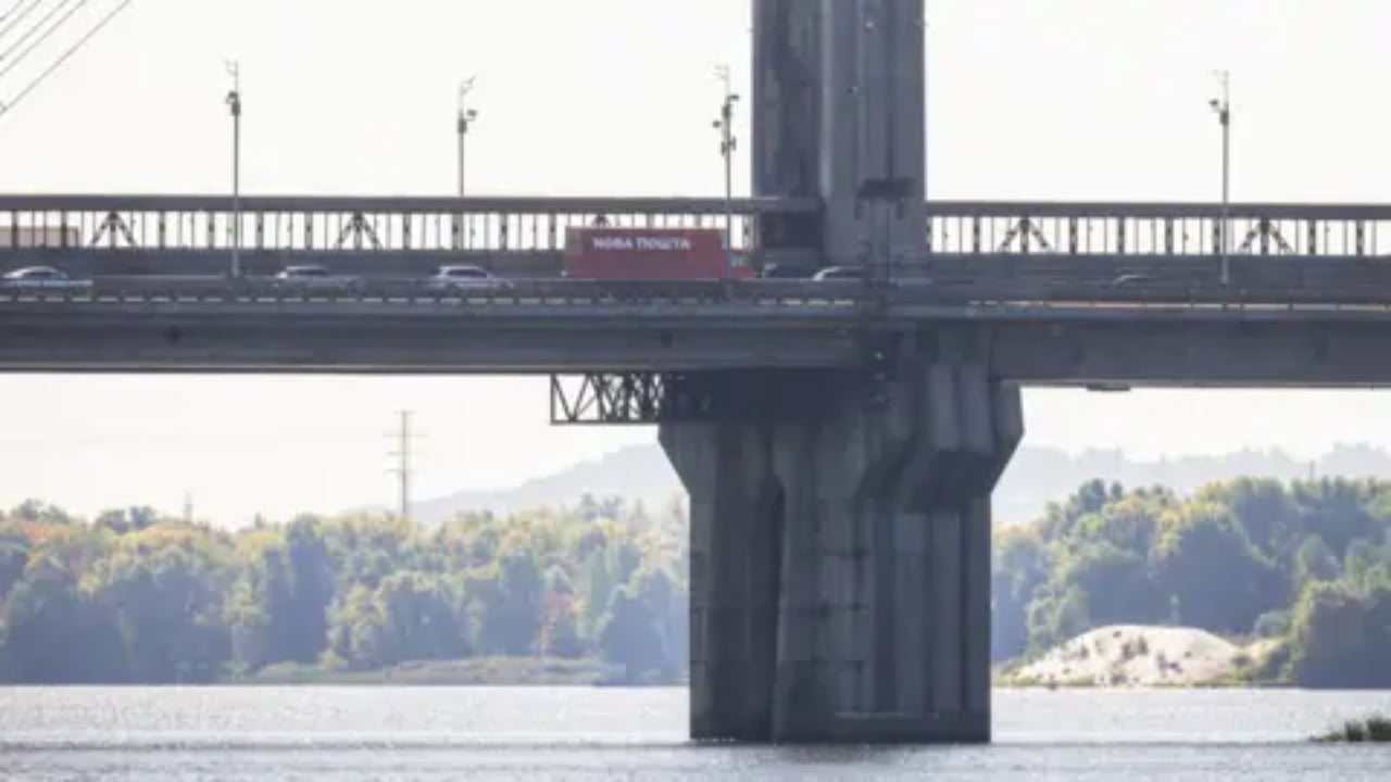 Rusia godet urën kryesore të Kievit, pezullohet përkohësisht metroja dhe transporti