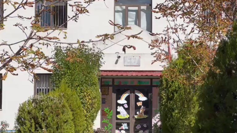 Dyshime për higjienën në kopshtin e Korçës pas helmimit të 6 fëmijëve