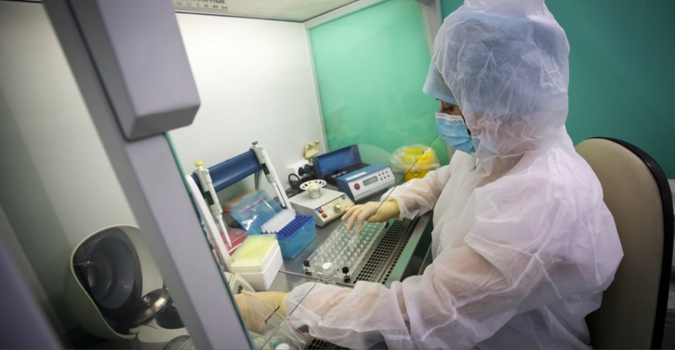 Murtaja pneumonike në Irkutsk: vdes 28-vjeçarja në laborator, 200 persona në karantinë
