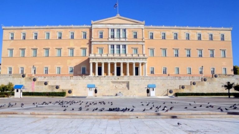 Alarm për bombë në Parlamentin grek, Athina në gatishmëri pas telefonatës kërcënuese