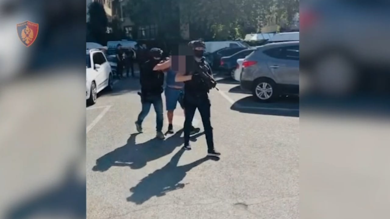Arrestim në Tiranë i 40-vjeçarit në kërkim nga Italia, dënim mbi 21 vite burg