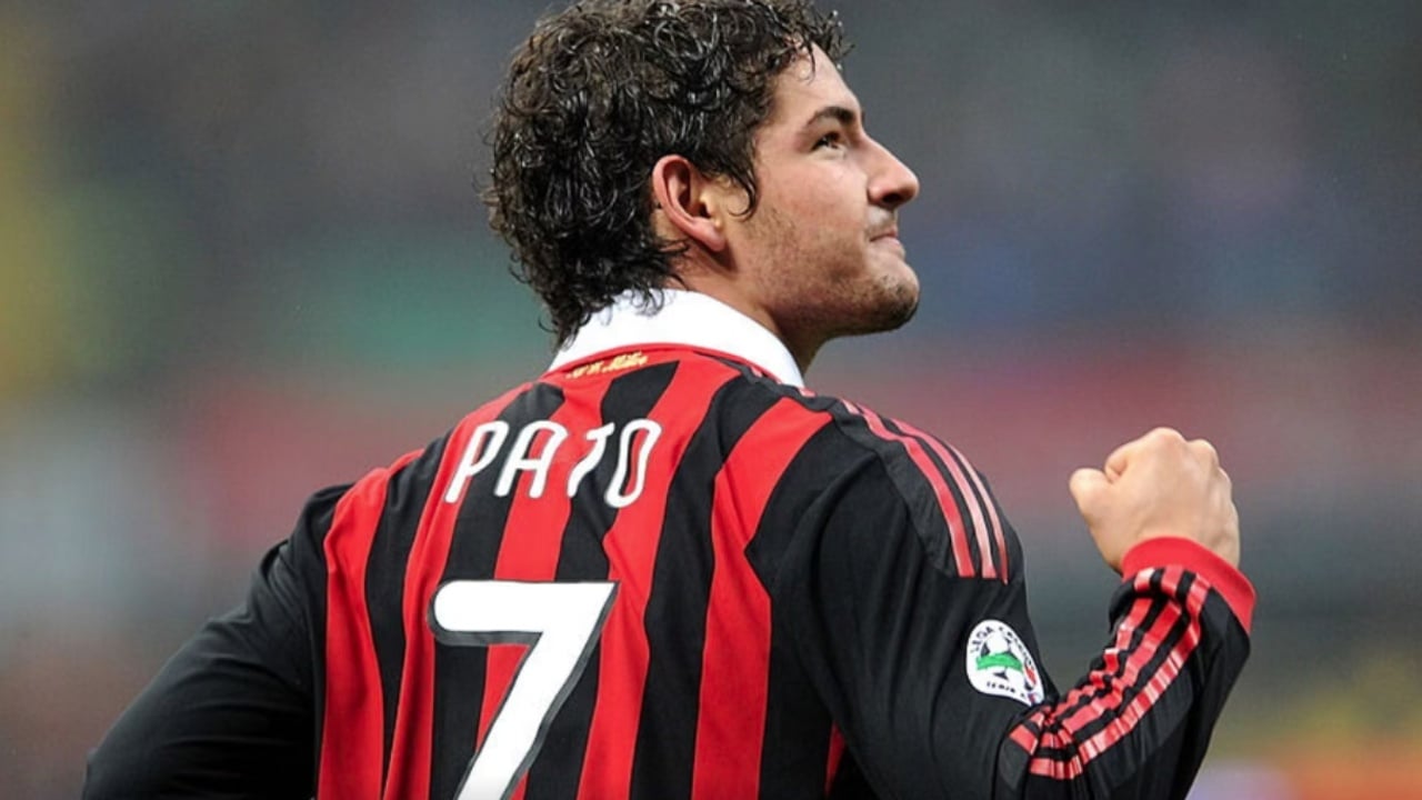 Pato hap arkivat te Milani: parfumi i Beckham, shakaja me Gattuson dhe leksionet e Ancelottit