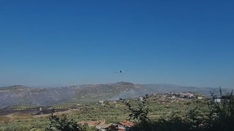 Zjarr në Margëlliç, flakët prekën varrezat dhe iu afruan banesave e puseve të naftës