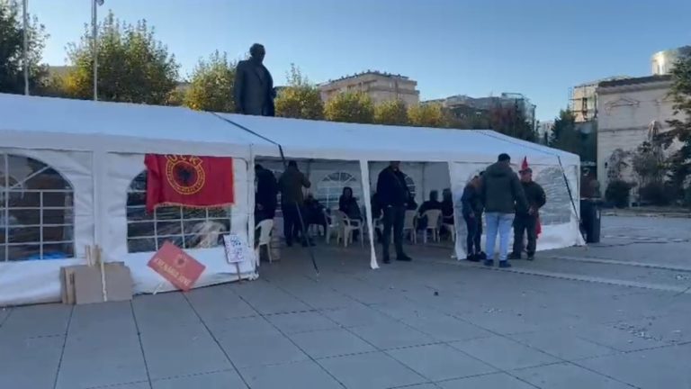 Kosova përballet me një ditë vendimtare: Specialja në votim, pezull edhe çështja e Presidentit