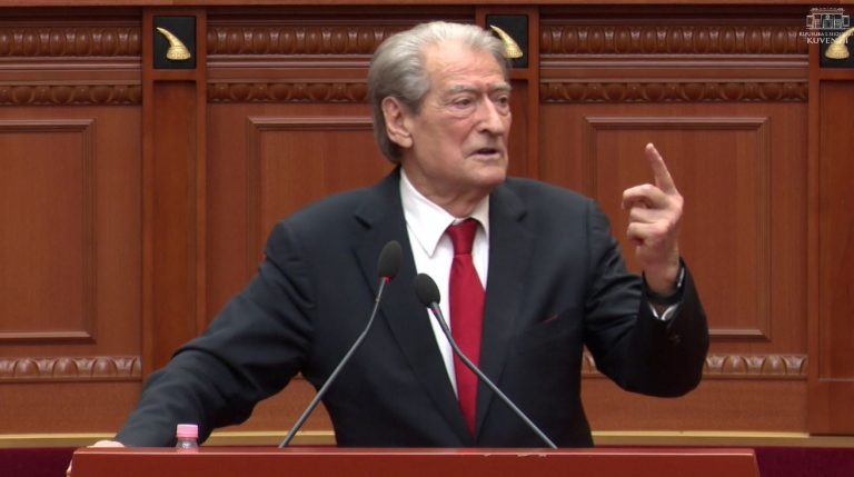 Berisha flet për Parlament pa moral, Balla ngre alarmin për bojkot të opozitës