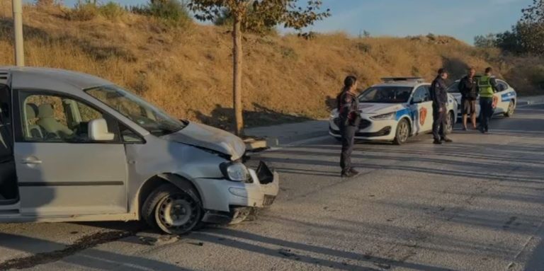 Aksident i rëndë në Vlorë, 5 të plagosur në “24 Maji”; mes tyre dyshohet edhe shtetas të huaj