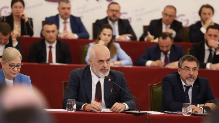 Rama vendos vijë të kuqe në PS: Kush s’voton reformën territoriale, le të ikë