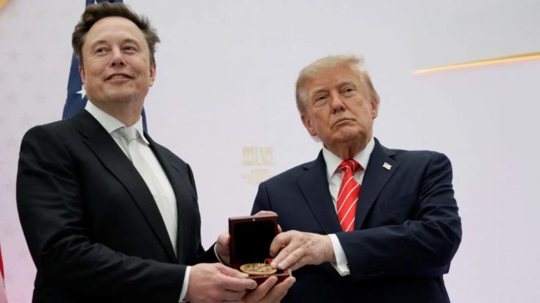Trump dekoron Elon Musk me medaljen më të lartë teknologjike, nderohen edhe emra të tjerë të Silicon Valley
