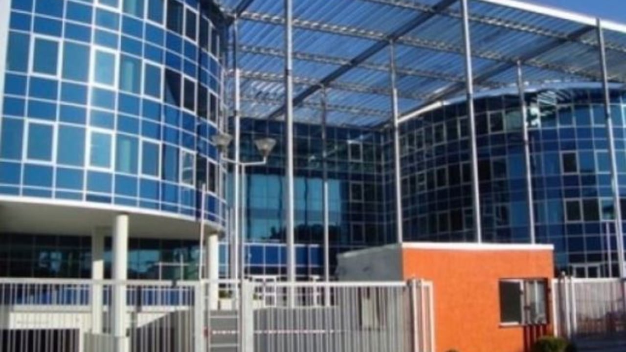 Antoneta Malo kërkon shtyrjen e burgut pas dënimit për call center-at, apelon me dy fëmijët e mitur