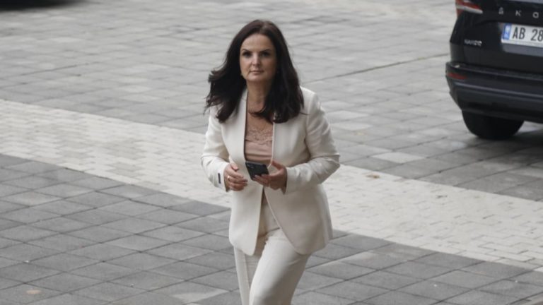 Antoneta Sevdari rikthehet në KLP, zgjidhen edhe Afërdita Ndoi dhe Eloida Goxhi