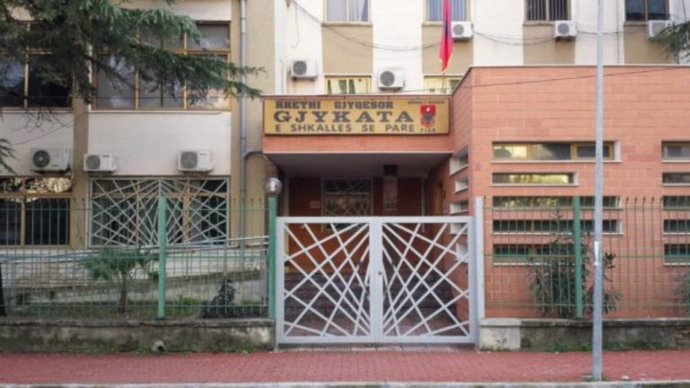 Email kërcënues në Gjykatën e Fierit, pezullohen të gjitha seancat gjyqësore të së premtes