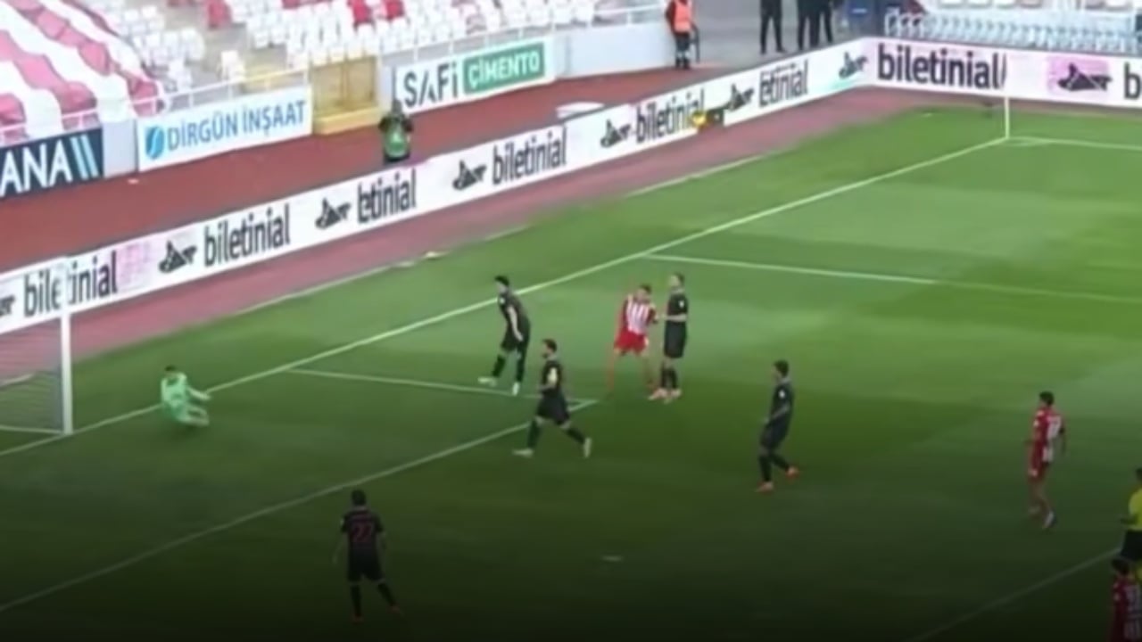 Rey Manaj shpërthen me Sivassporin: dy gola dhe asist për Valon Ethemin në Turqi