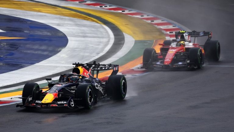 Formula 1 në Singapor: Verstappen fiton sprintin, Russell del jashtë dhe Antonelli përfiton