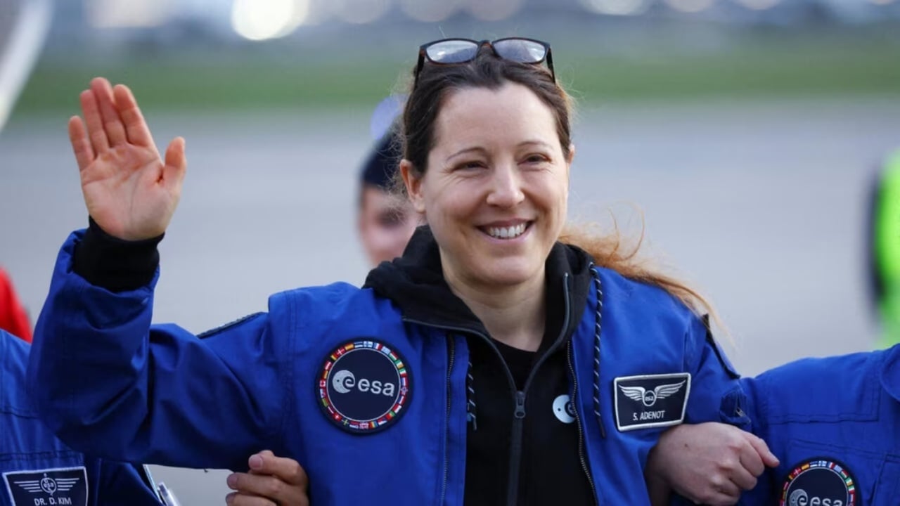 Kthim nga ISS: katër astronautë ulen në Paqësor pas tetë muajsh në hapësirë