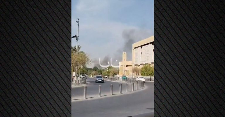 Riad nën alarm pas goditjes në aeroport, Etihad dhe flydubai pezullojnë fluturimet