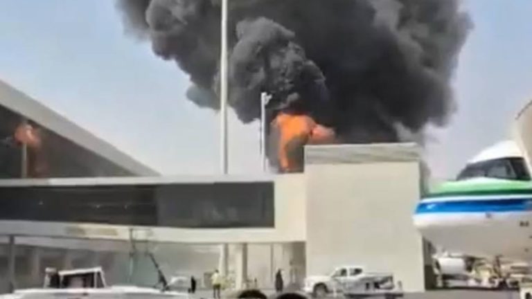 Sulmi në aeroportin e Riadit me 12 viktima rrit tensionet, OKB paralajmëron përshkallëzim