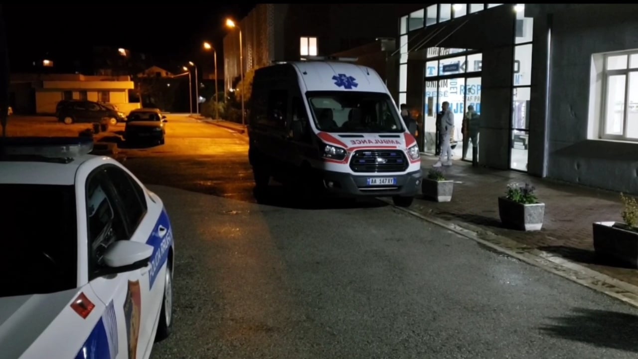 Berat, makina përplas 40-vjeçarin me biçikletë dhe ikën; policia merr kamerat