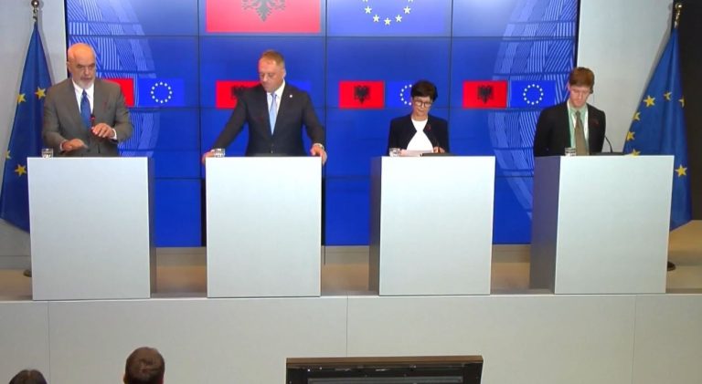 Konferenca e 10-të me BE, Irlanda shtyn Tiranën të ruajë ritmin e reformave