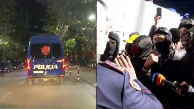 “Na arrestoni, por mos na godisni në tokë”/ përballje e tensionuar mes të rinjve dhe policisë në protestë