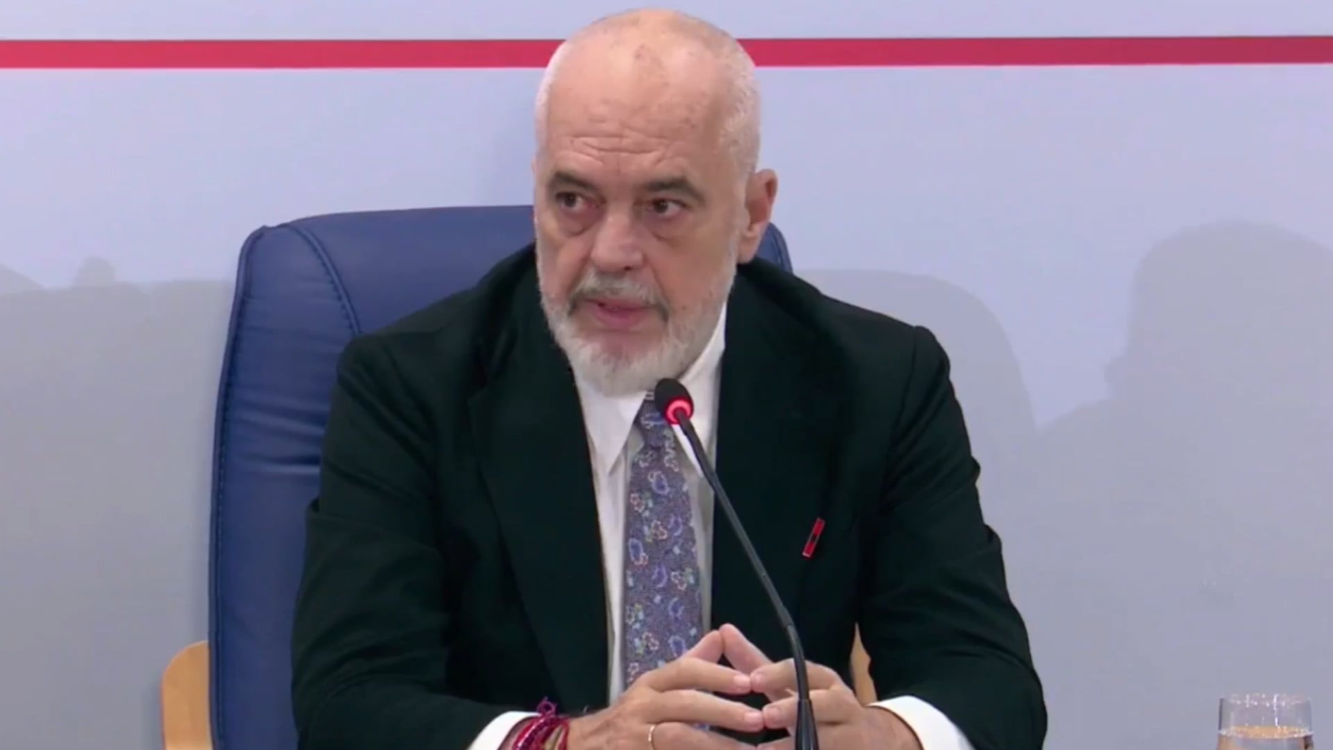 Rama paralajmëron ulje të moshës së dënimit penal pas protestës dhe dhunës me gurë