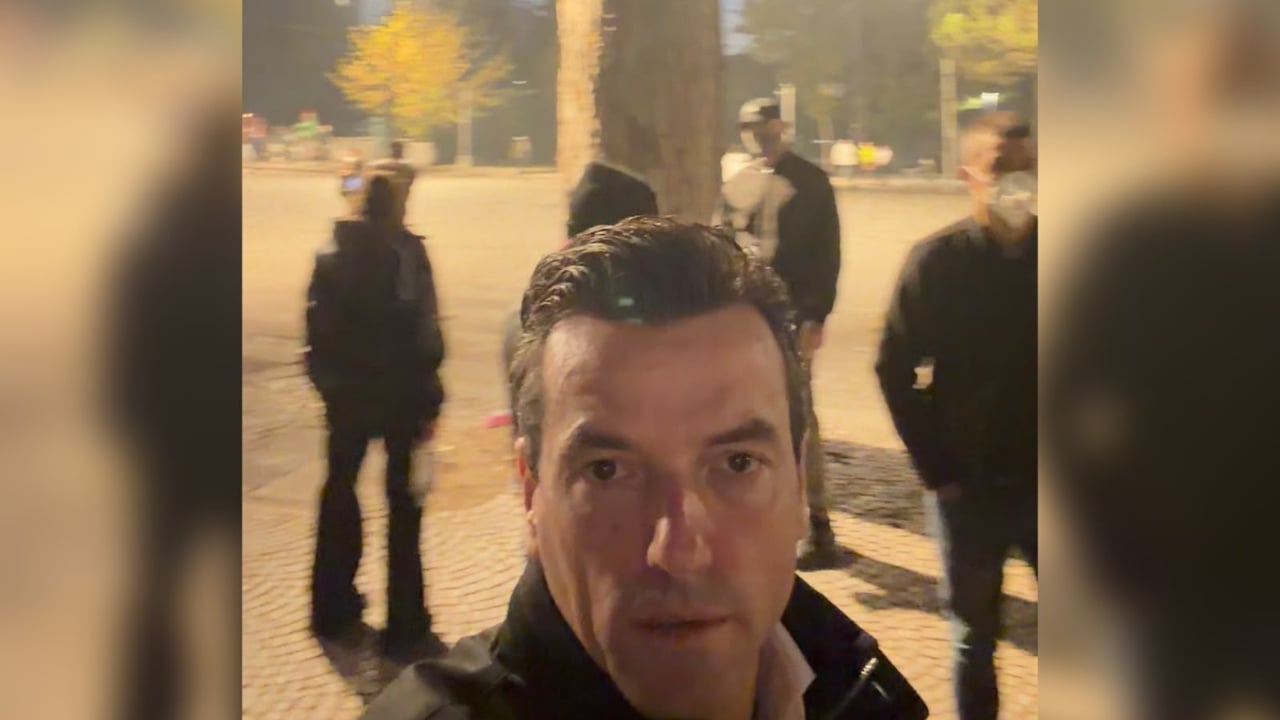 Shehaj nga protesta: Policia shpërndau marshimin paqësor me gaz dhe spraj