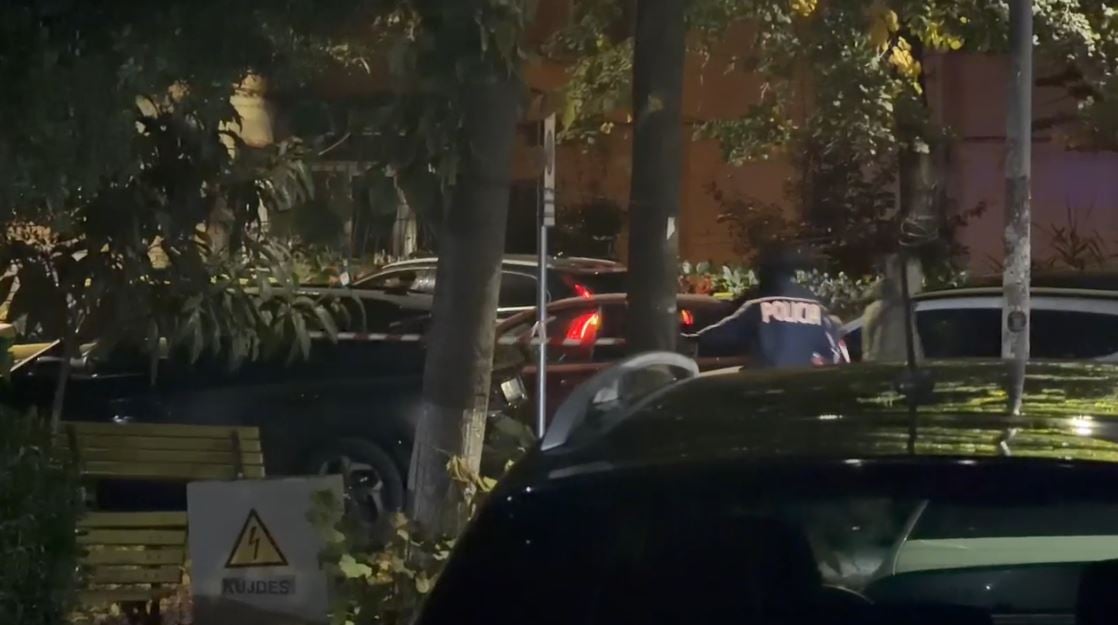46-vjeçari u gjet i pajetë në makinë në Tiranë, policia ngre pistën e vetëvrasjes