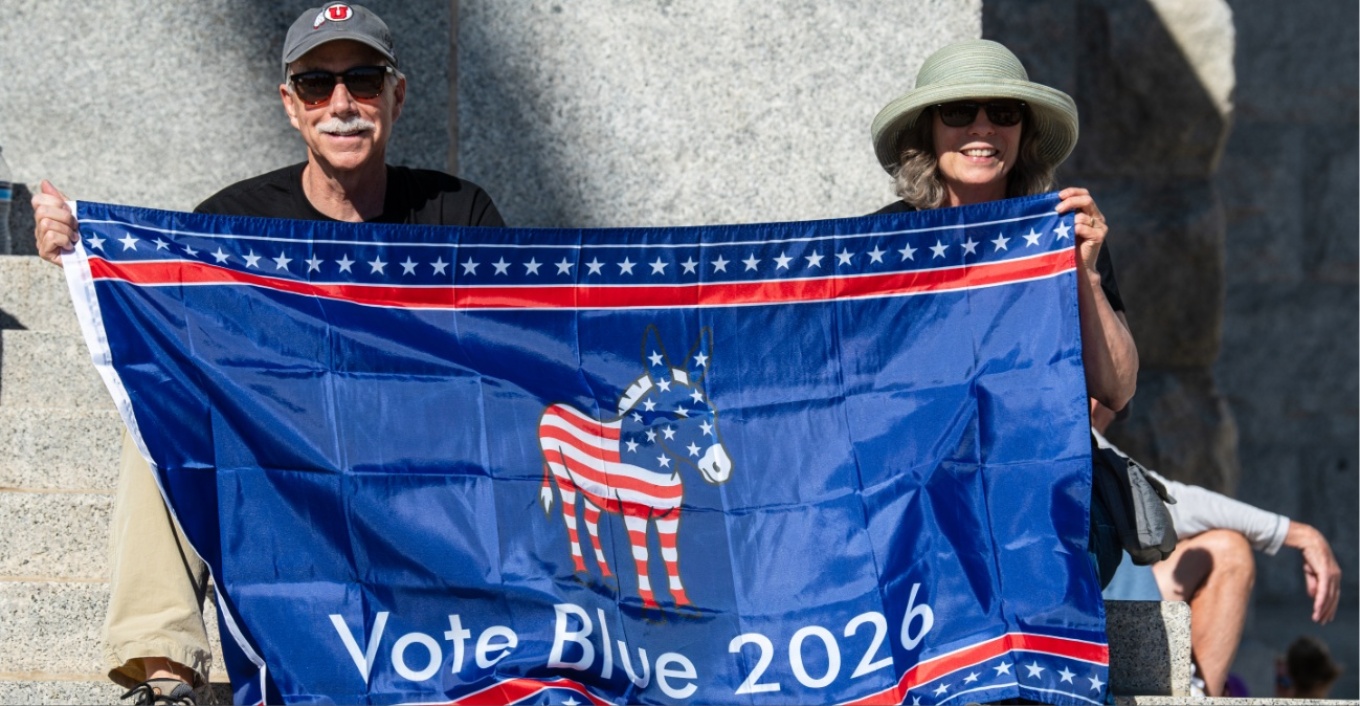 Zgjedhjet e mesit të mandatit në SHBA: demokratët synojnë “valën blu”, Trump futet fort në terren