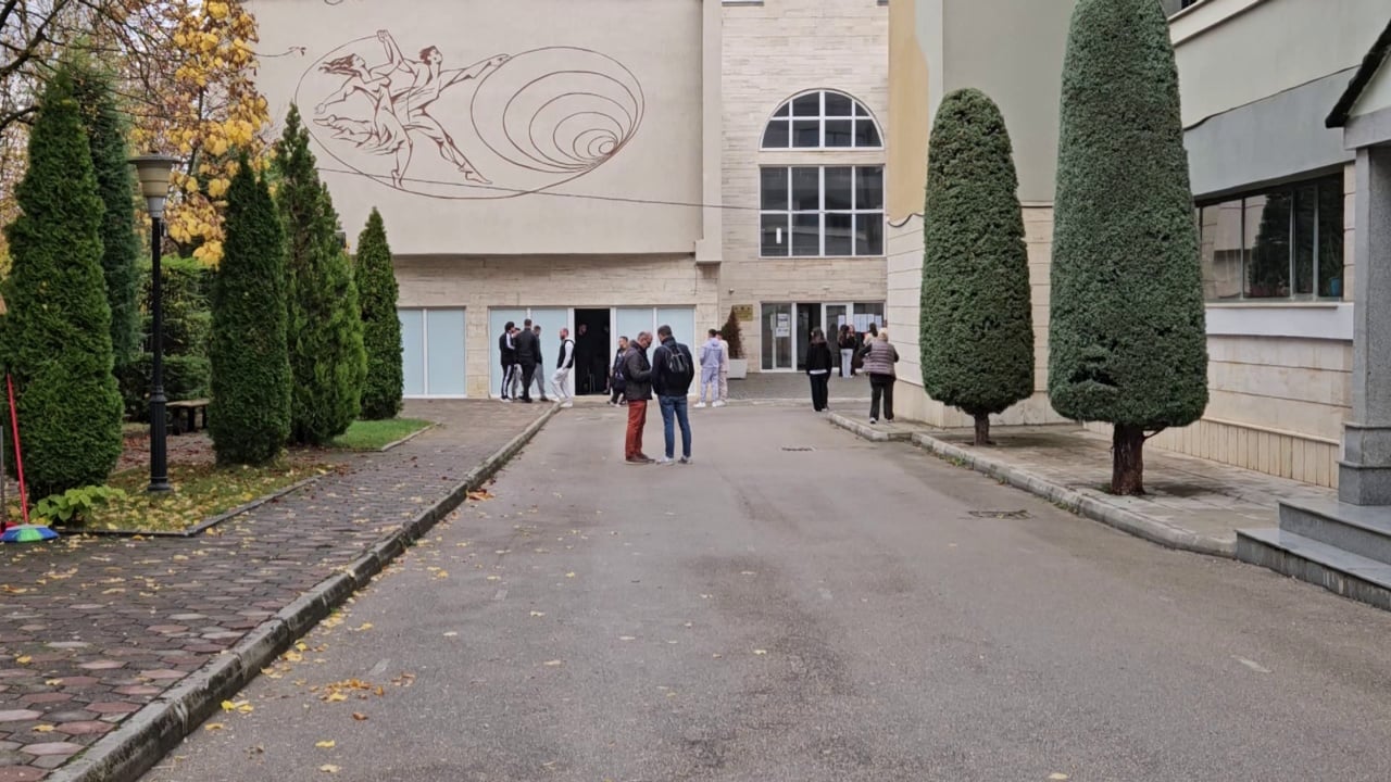 Bojkoti i pedagogëve shtrihet në Shkodër, Korça vijon pa afat; universitetet e tjera në normalitet