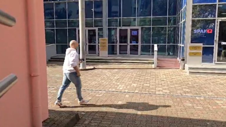 Erkand Qerimaj në SPAK, sportisti sqaron vizitën: Po bëj kallëzim ndaj Elez Gjozës