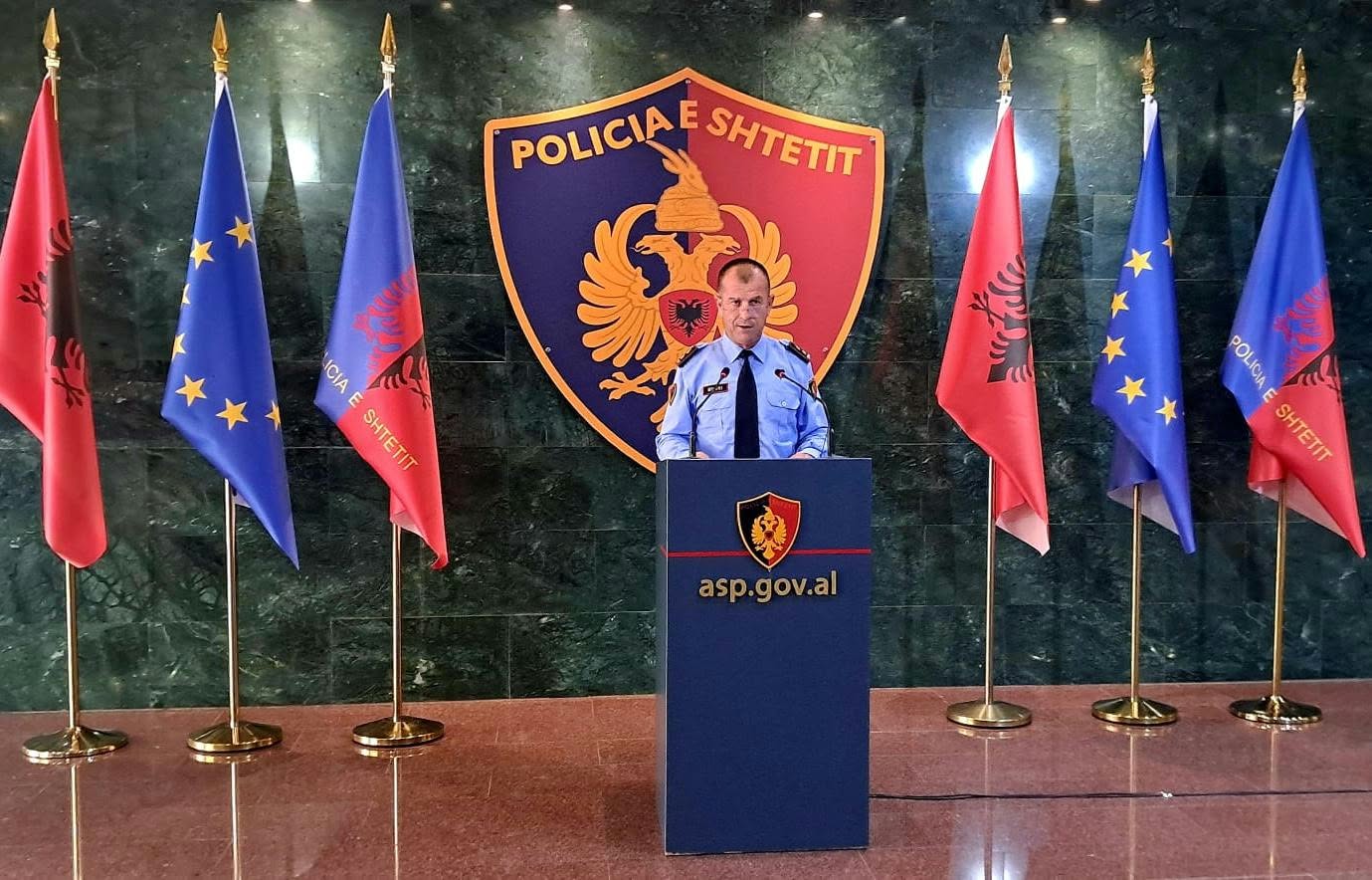 Policia mohon mesazhet ndaj mësuesve në protestë dhe hedh poshtë zërat për dorëheqje