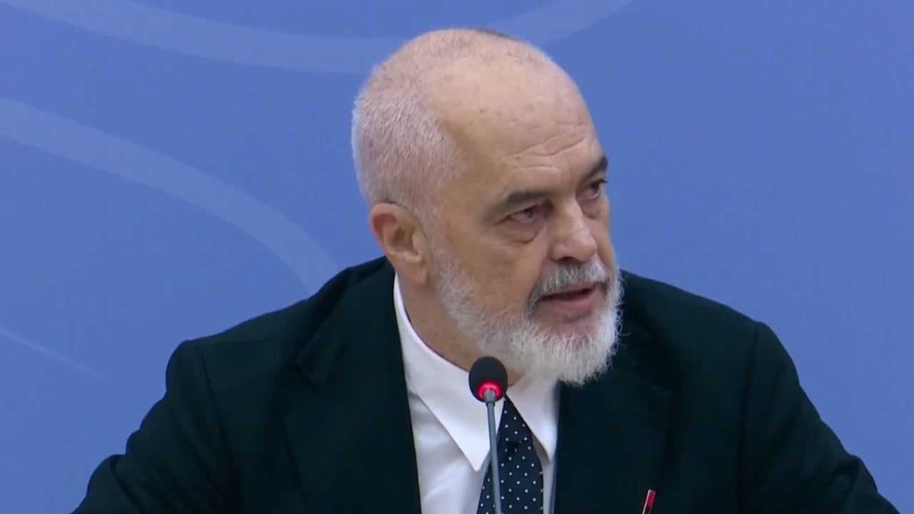 Rama mbledh ministrat te Vila e Kuqe, ne fokus edhe drejtoret qe iu kerkuan doreheqjet
