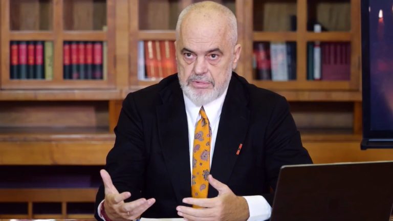 Rama përjashton dorëheqjen mes protestave, premton masa në buxhetin 2027 për studentët