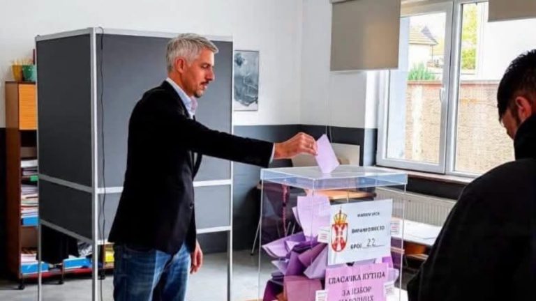Shqiptarët drejt mandatit të tretë në Parlamentin serb, Visar Mehmeti rendit plagët e Luginës