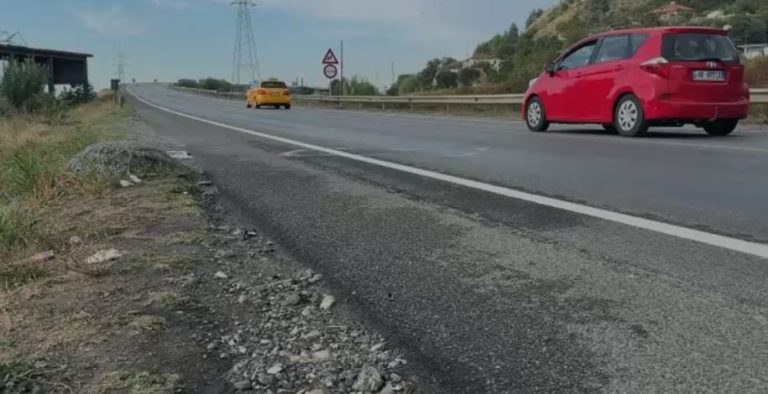 Aksident fatal në Berat-Dimal: humb jetën 63-vjeçari me biçikletë, plagoset edhe një këmbësore
