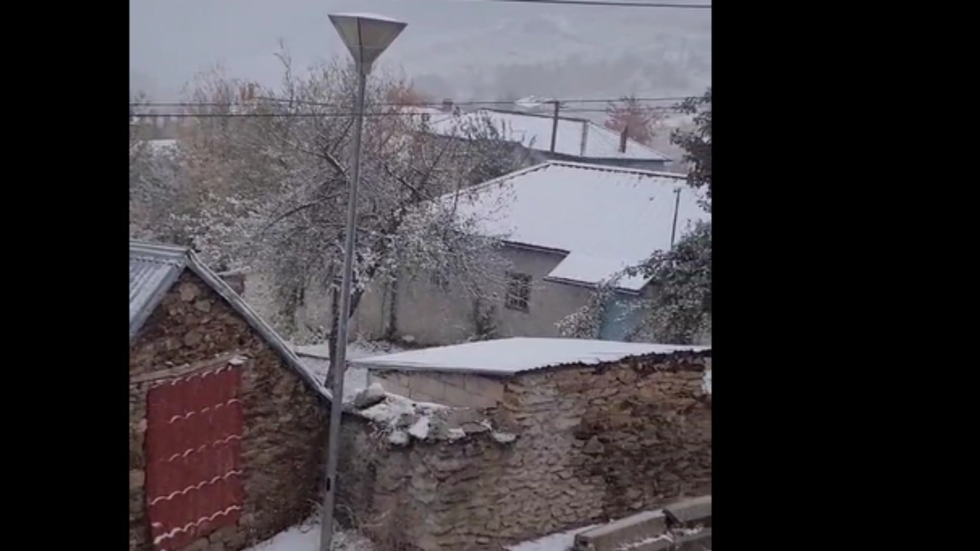 Bora rikthehet në Kukës, temperaturat bien ndjeshëm në zonat mbi 1 mijë metra