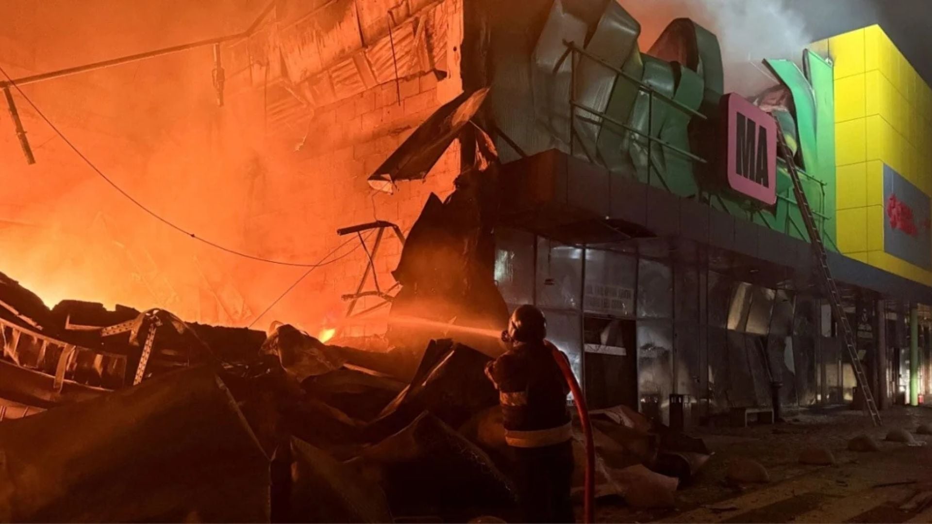 Sulm rus mbi Kievin: 1 i vdekur, 10 të plagosur dhe goditje pranë zonave civile