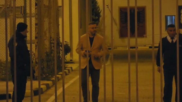 Avokati i Veliajt denoncon burgun e Fierit: transferim pa akt dhe kushte "skandaloze"