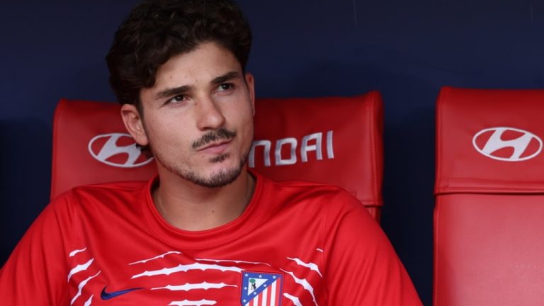 Barcelona gjobitet me 602 euro për rastin Julian Alvarez, mbyllet hetimi në Spanjë