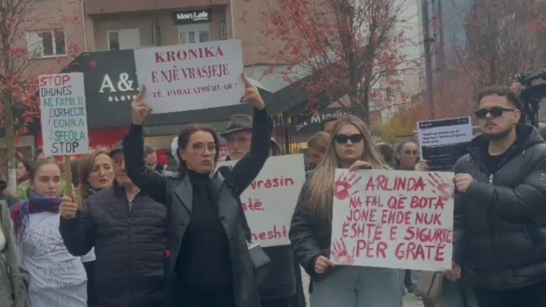 Pas vrasjes së Arlinda Zekajt, protestë në Prishtinë: “Vrasja e grave është urgjencë kombëtare”