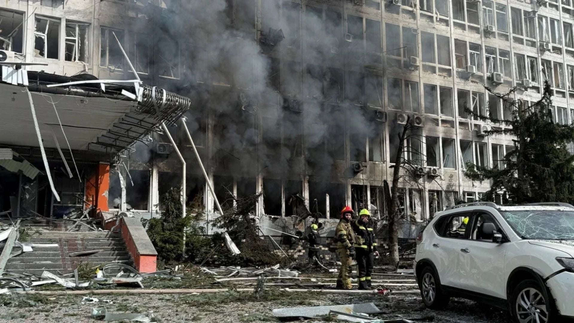 Sulm me dronë në Kiev, ndërpritet energjia në disa lagje dhe raportohen probleme me ujin